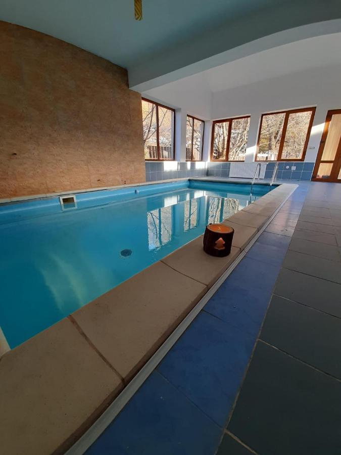 Pensiunea Montan Din Bran,Sat Simon Spa Indoor Bran  Extérieur photo