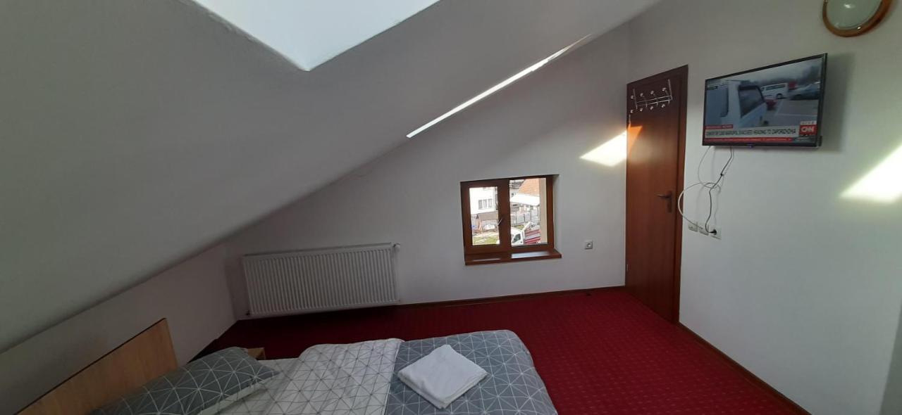 Pensiunea Montan Din Bran,Sat Simon Spa Indoor Bran  Extérieur photo