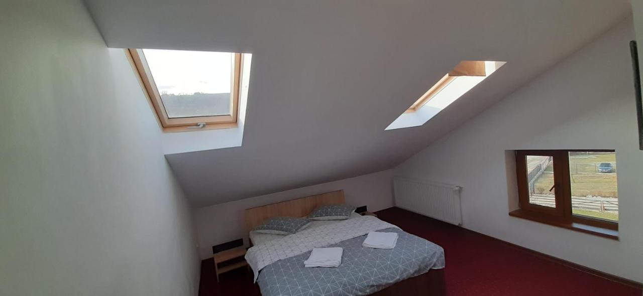 Pensiunea Montan Din Bran,Sat Simon Spa Indoor Bran  Extérieur photo