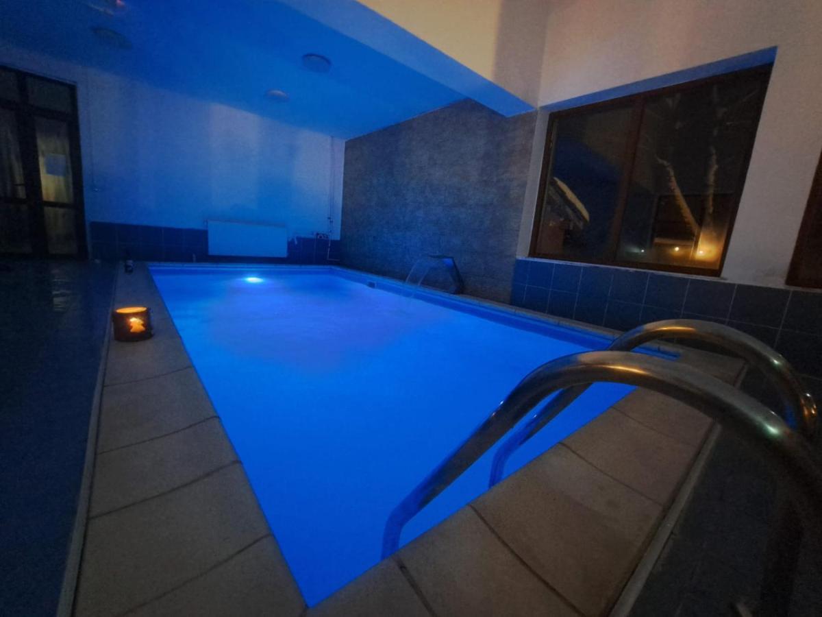 Pensiunea Montan Din Bran,Sat Simon Spa Indoor Bran  Extérieur photo